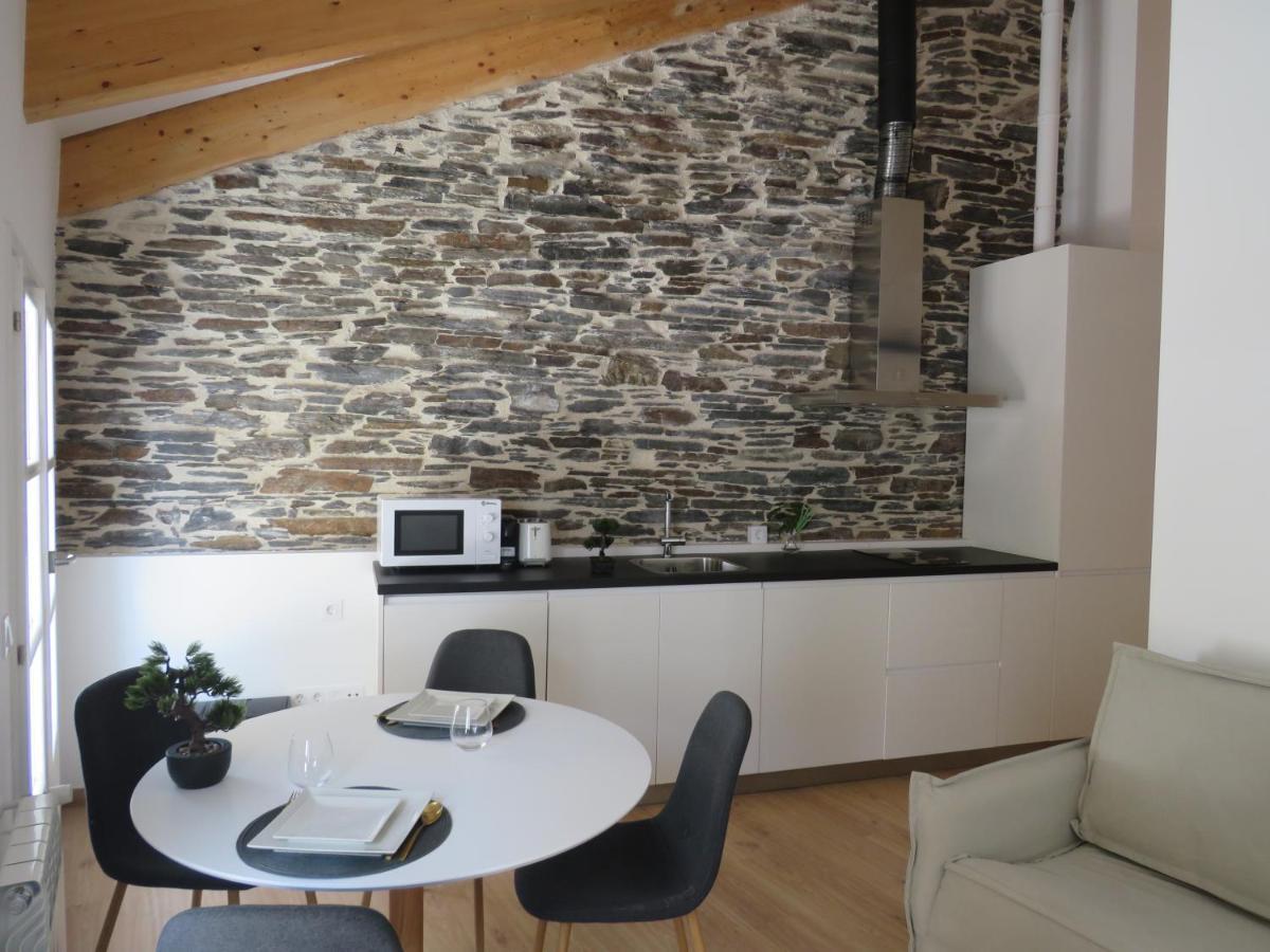 Apartamentos Armanya 3 ルーゴ エクステリア 写真
