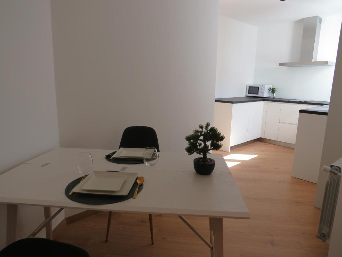 Apartamentos Armanya 3 ルーゴ エクステリア 写真